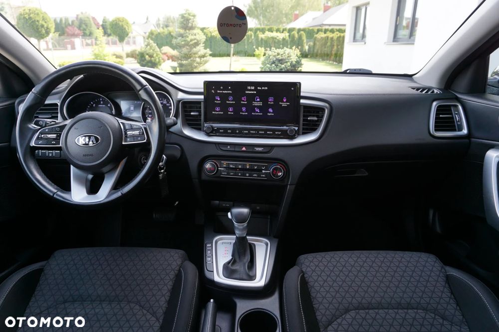 Kia Ceed 1.6 CRDi mHEV L Business Line DCT - 23