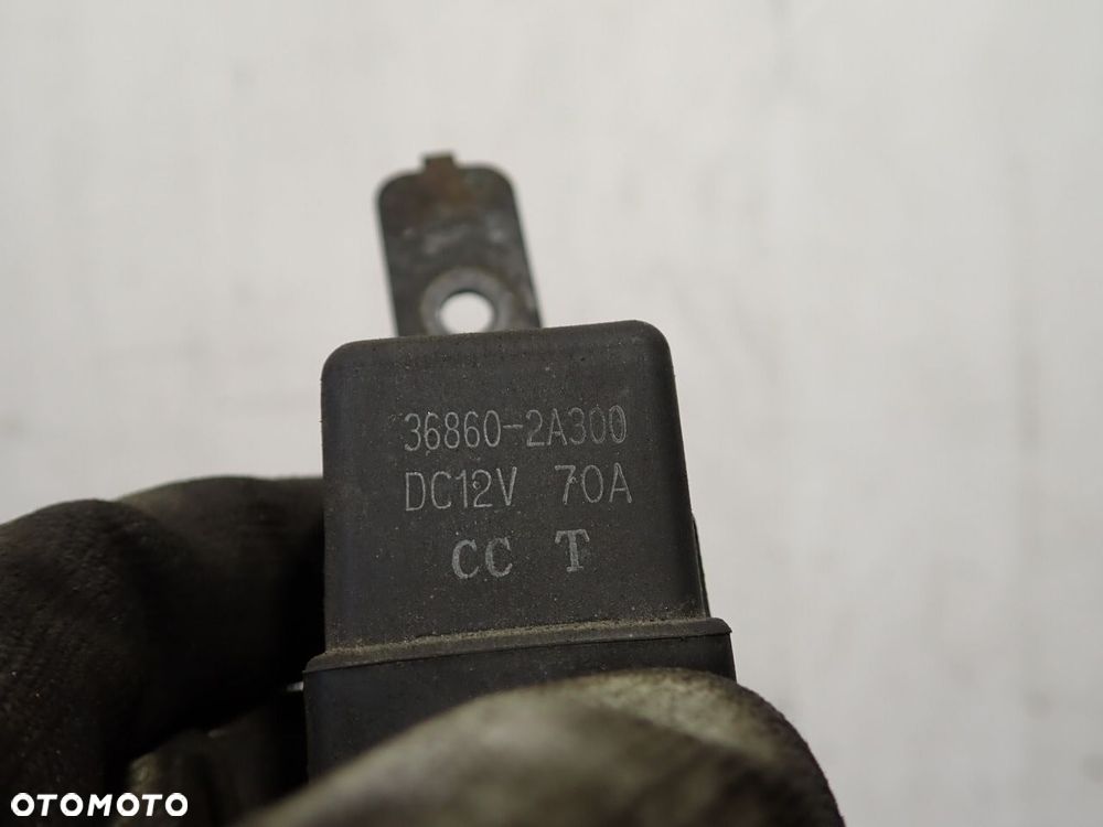 PRZEKAŹNIK ŚWIEC ŻAROWYCH KIA CEED - 4