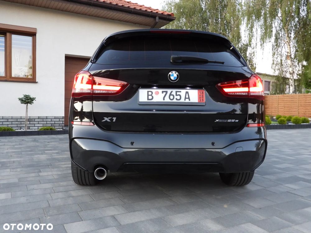 BMW X1 xDrive25e M Sport - 17