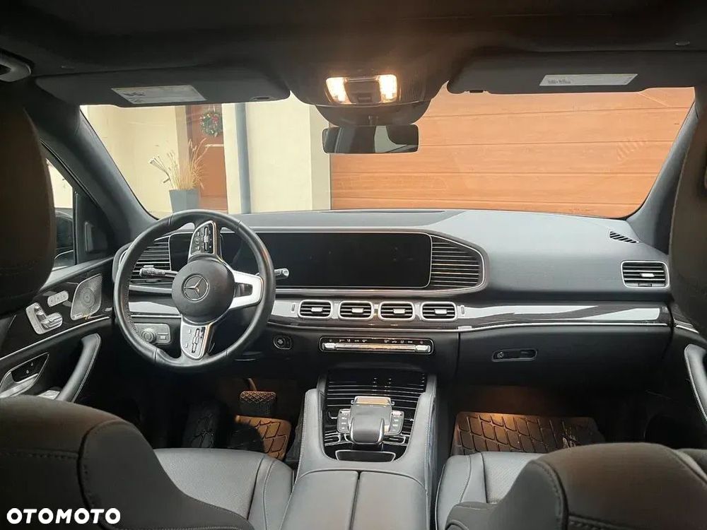 Mercedes-Benz GLE - 26