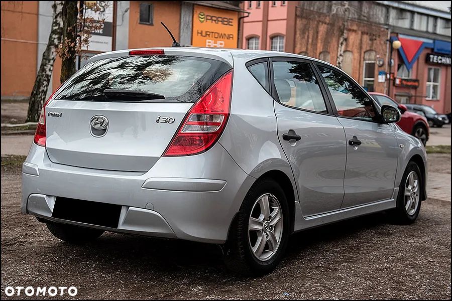 Hyundai i30 1.4 Classic + - 10