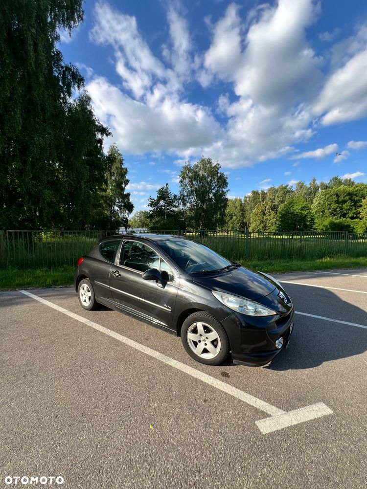 Peugeot 207 - 7
