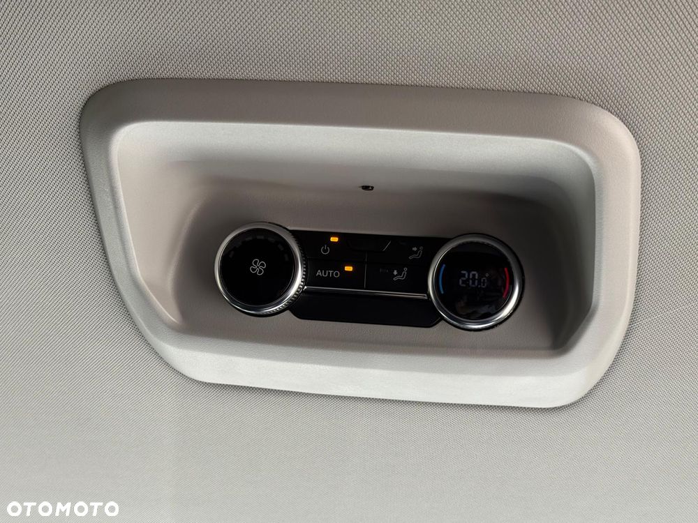Volkswagen Caravelle 2.0 TDI L2 Life - 28