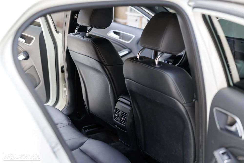 Mercedes-Benz GLA 200 d Style Aut. - 8