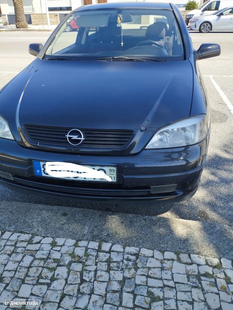 Opel Astra 1.4i 16V Sport - 2