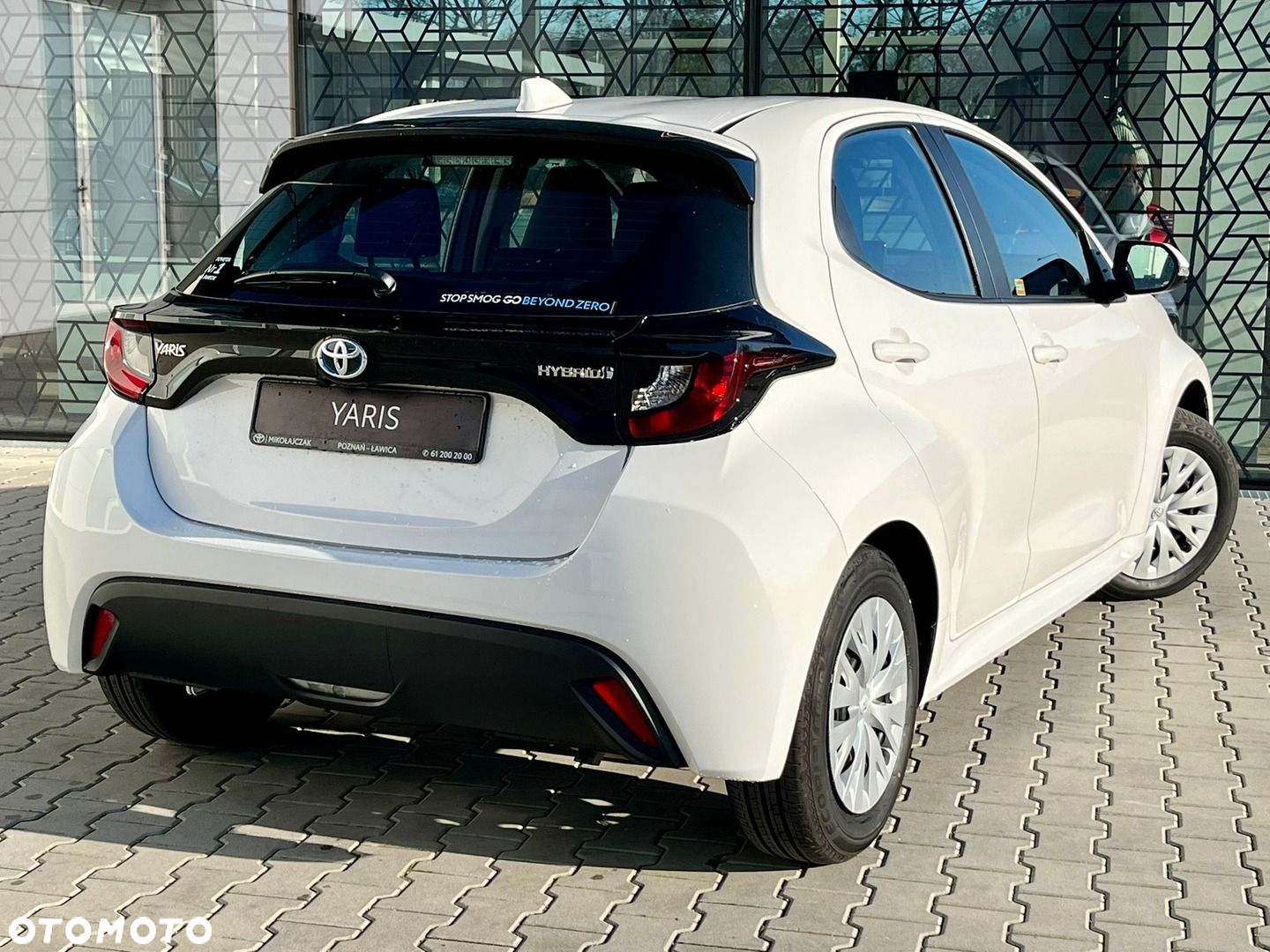Toyota Yaris - 12