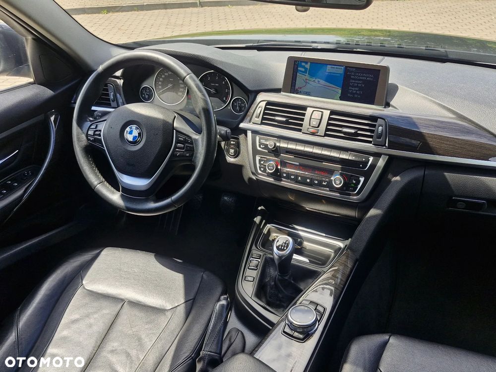 BMW Seria 3 318d Blue Performance Luxury Line - 28