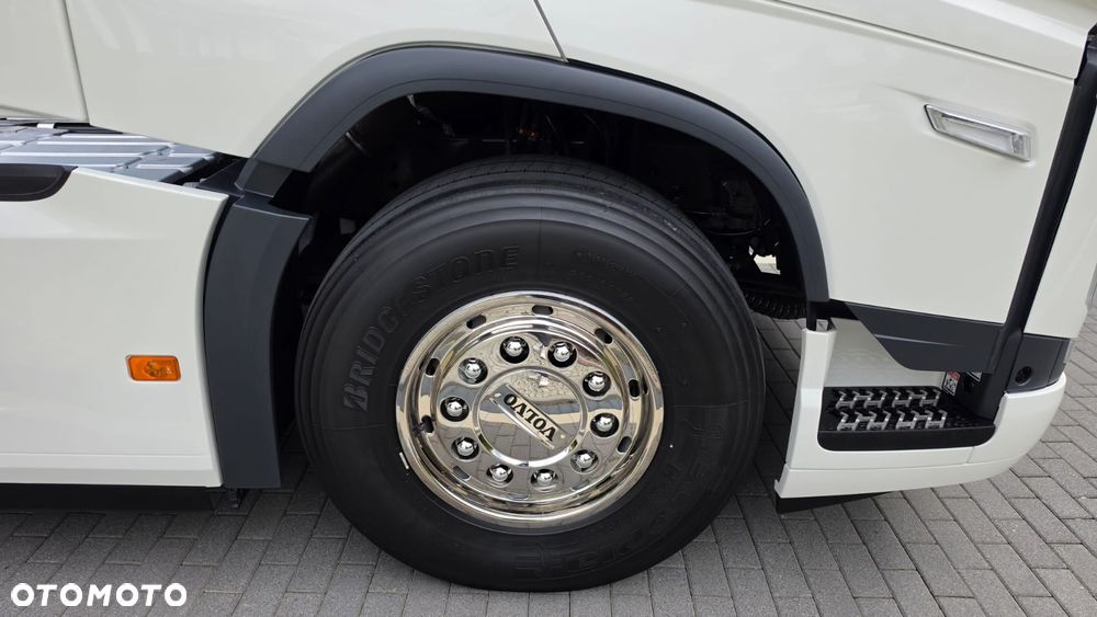 Volvo VOLVO///FH///500///2023/// GLOBETROTTER///XXL///1 TURBINA/// NOWE OPONY///KLIMATYZACJA POSTOJOWA///ZABUDOWY MIĘDZYOSIOWE///KAMERA/// VIRTUAL COCPIT///TABLET///STAN  BARDZO DOBRY - 13