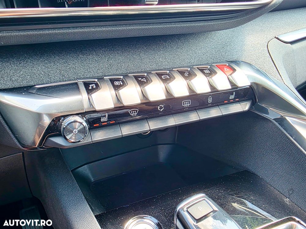 Peugeot 3008 PureTech 130 Stop & Start GPF EAT8 Allure - 20