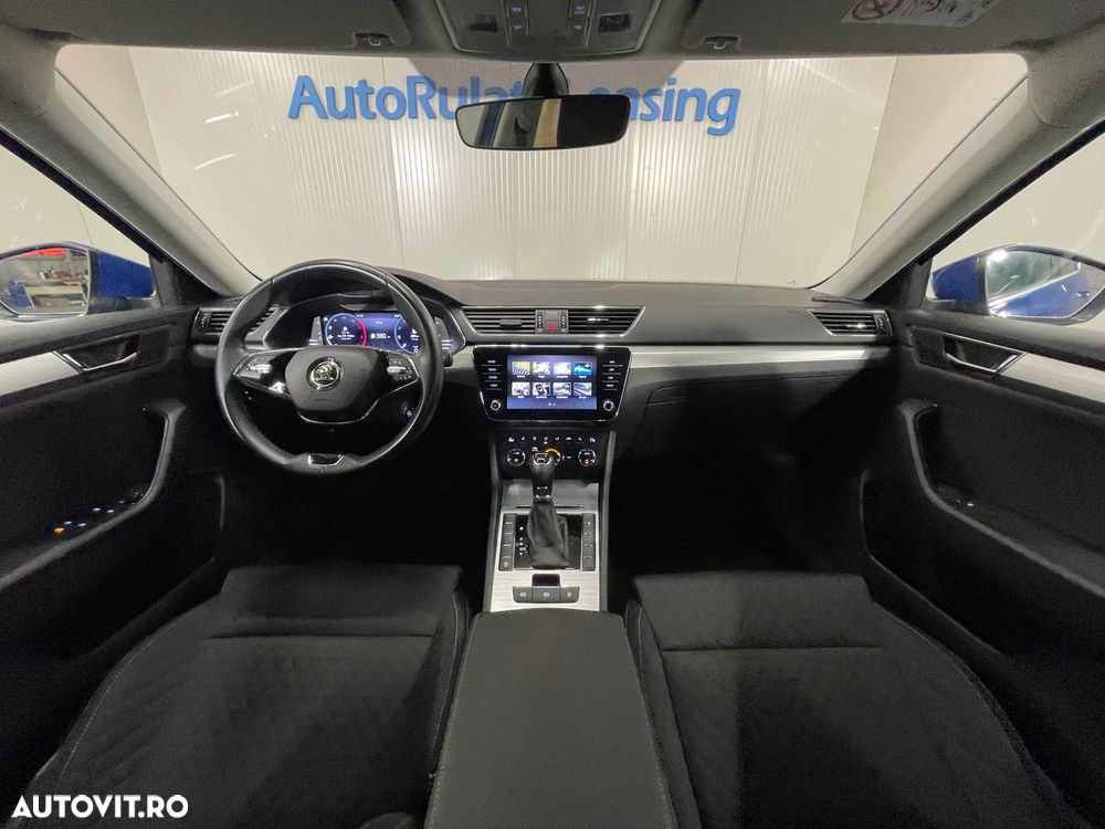 Skoda Superb 2.0 TDI DSG Ambition - 8