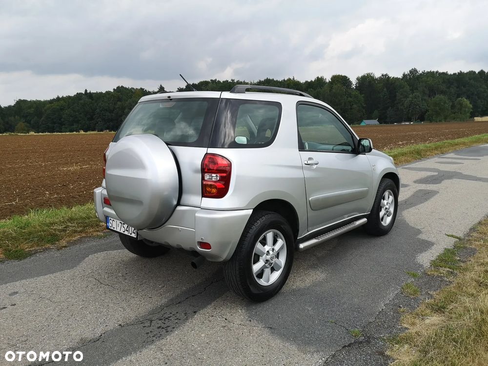 Toyota RAV4 2.0 VVT-i Sol - 4