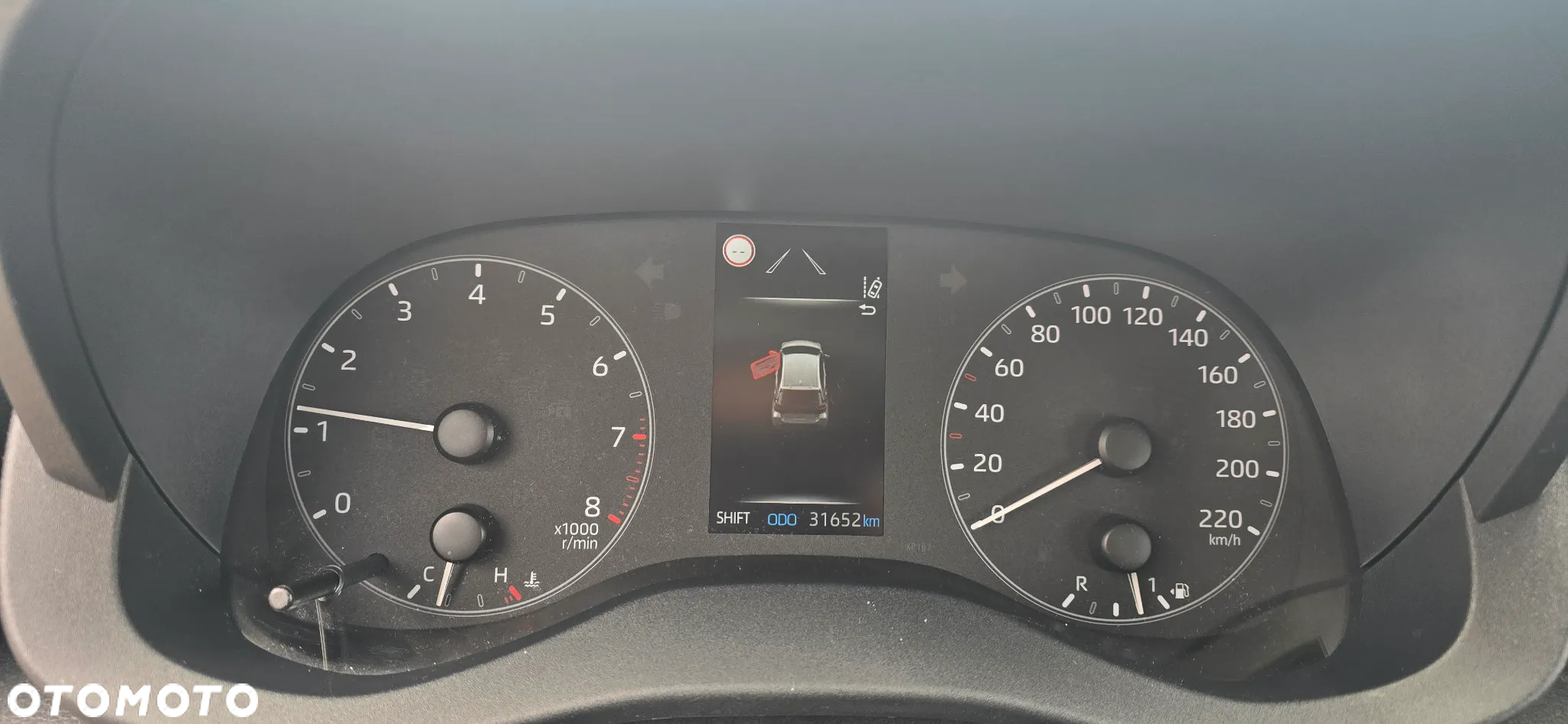 Toyota Yaris 1.5 Active - 8