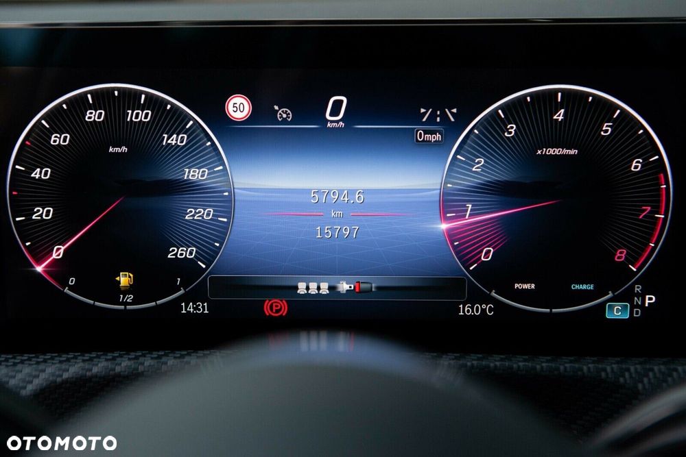 Mercedes-Benz CLA 200 mHEV 7G-DCT - 33