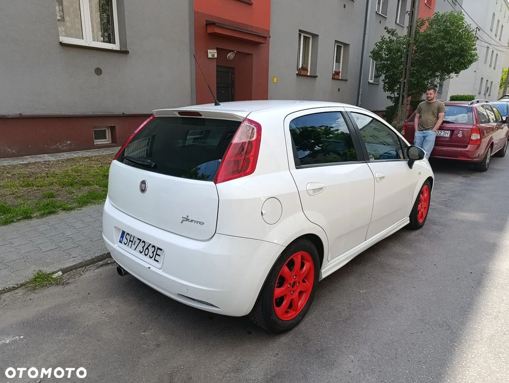 Fiat Grande Punto - 3
