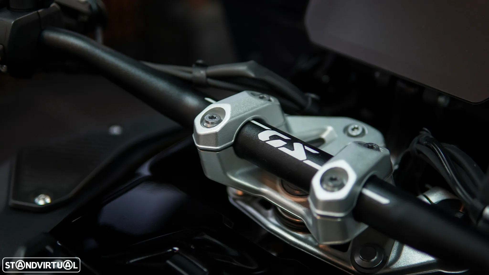 BMW R 1300 GS Adventure TRIPLE BLACK C/ AKRAPOVIC - 6