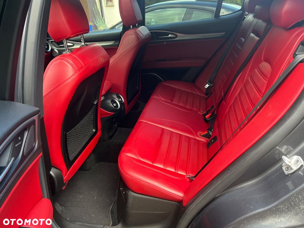 Alfa Romeo Stelvio 2.0 Turbo TI Q4 - 20
