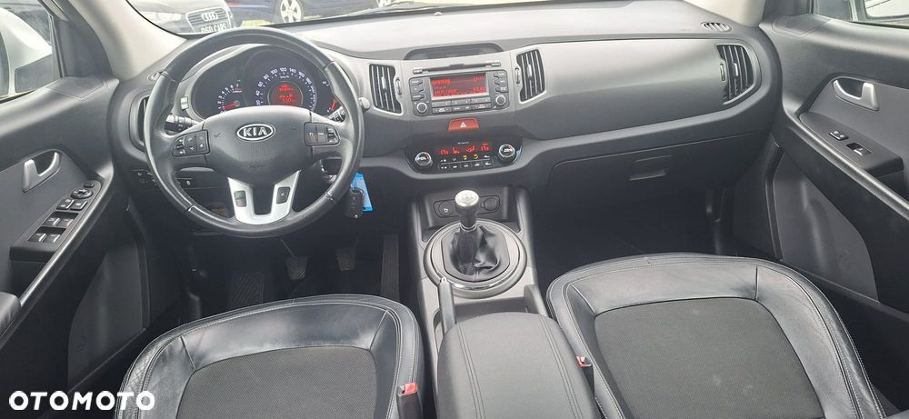 Kia Sportage 2.0 CVVT 2WD Attract - 14