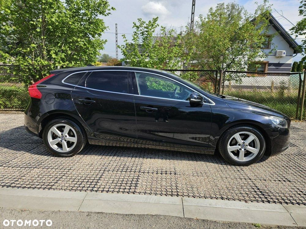 Volvo V40 D2 Momentum - 6