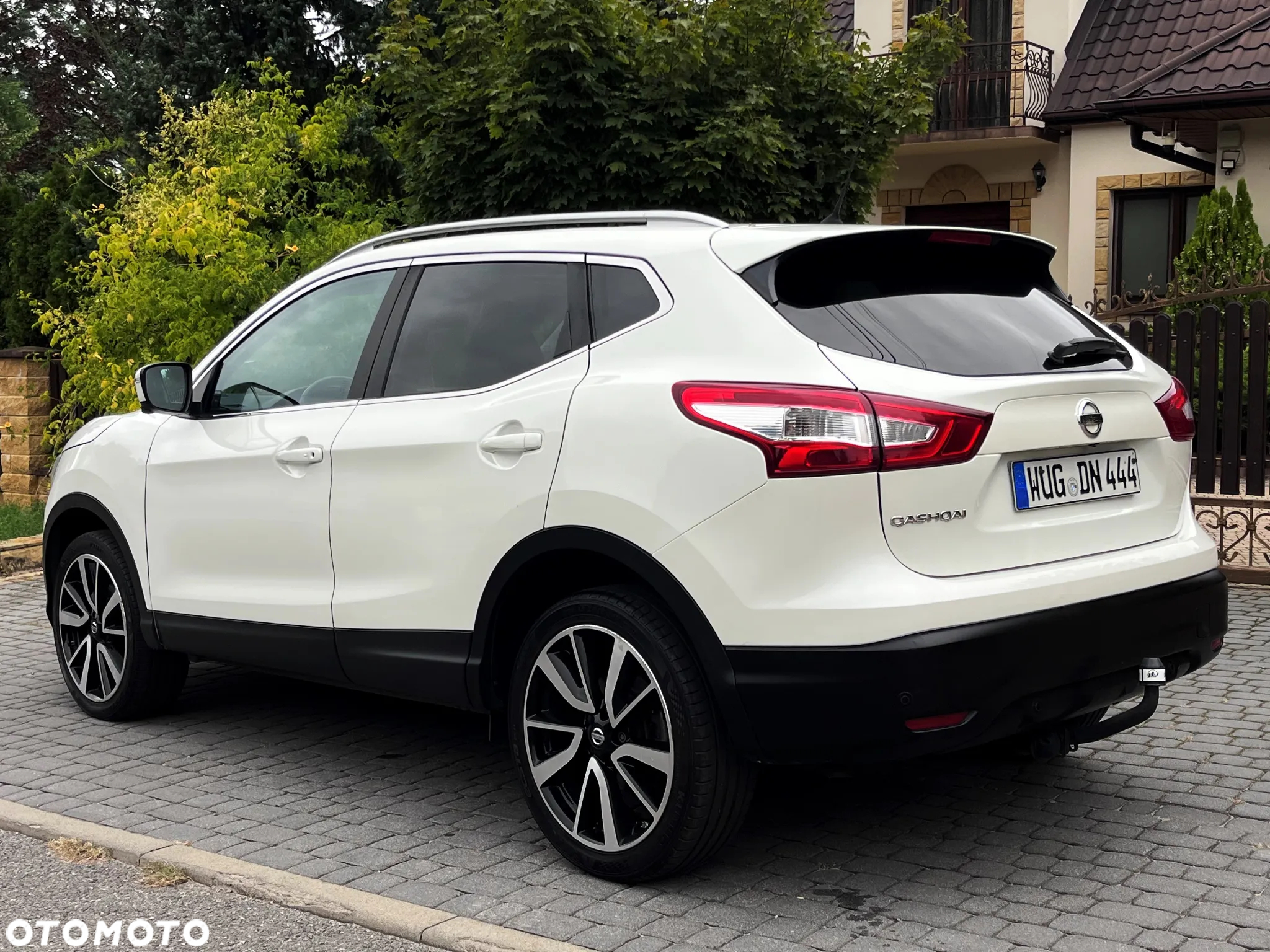 Nissan Qashqai 1.6 DIG-T TEKNA+ - 4