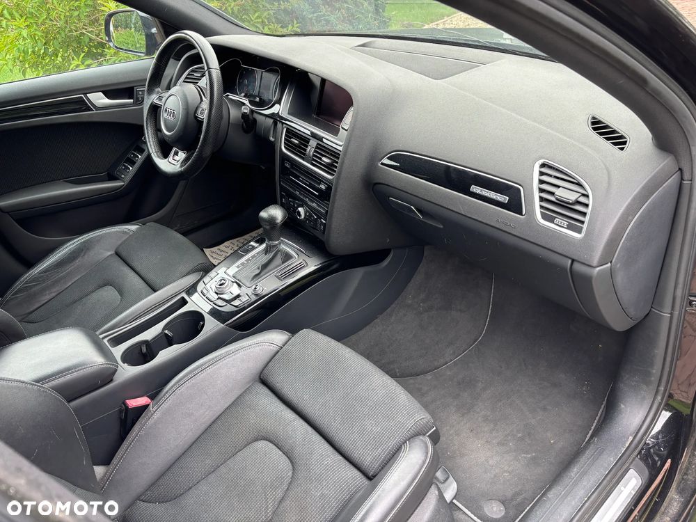 Audi A4 Avant 2.0 TDI DPF clean diesel quattro S tronic S line Sportpaket - 22