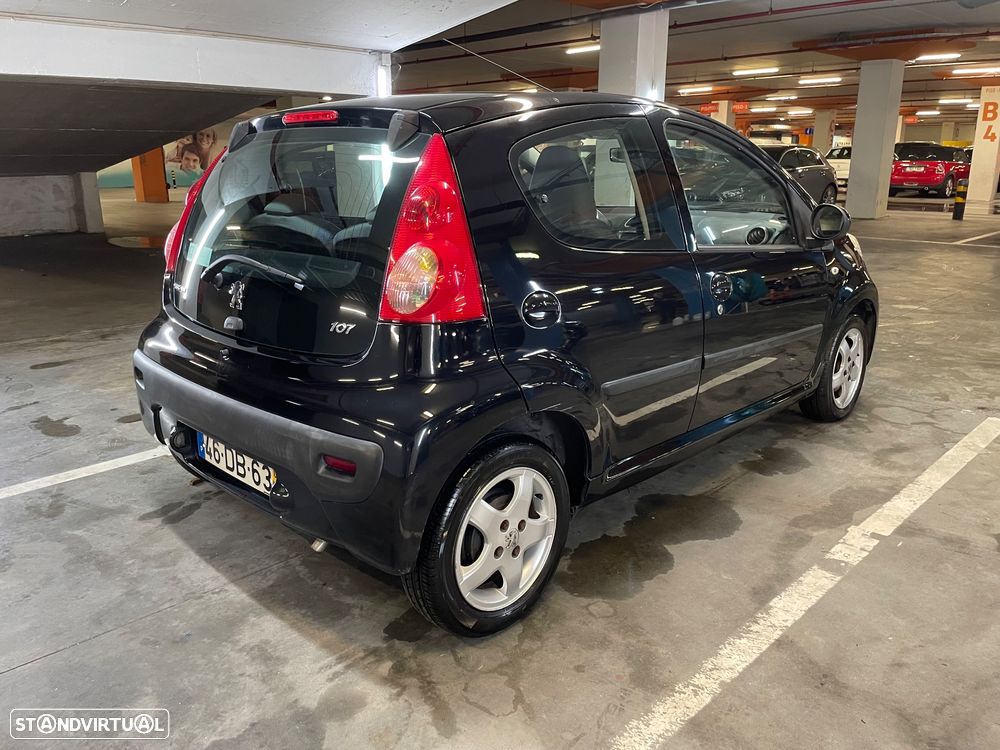Peugeot 107 1.0 Trendy - 3