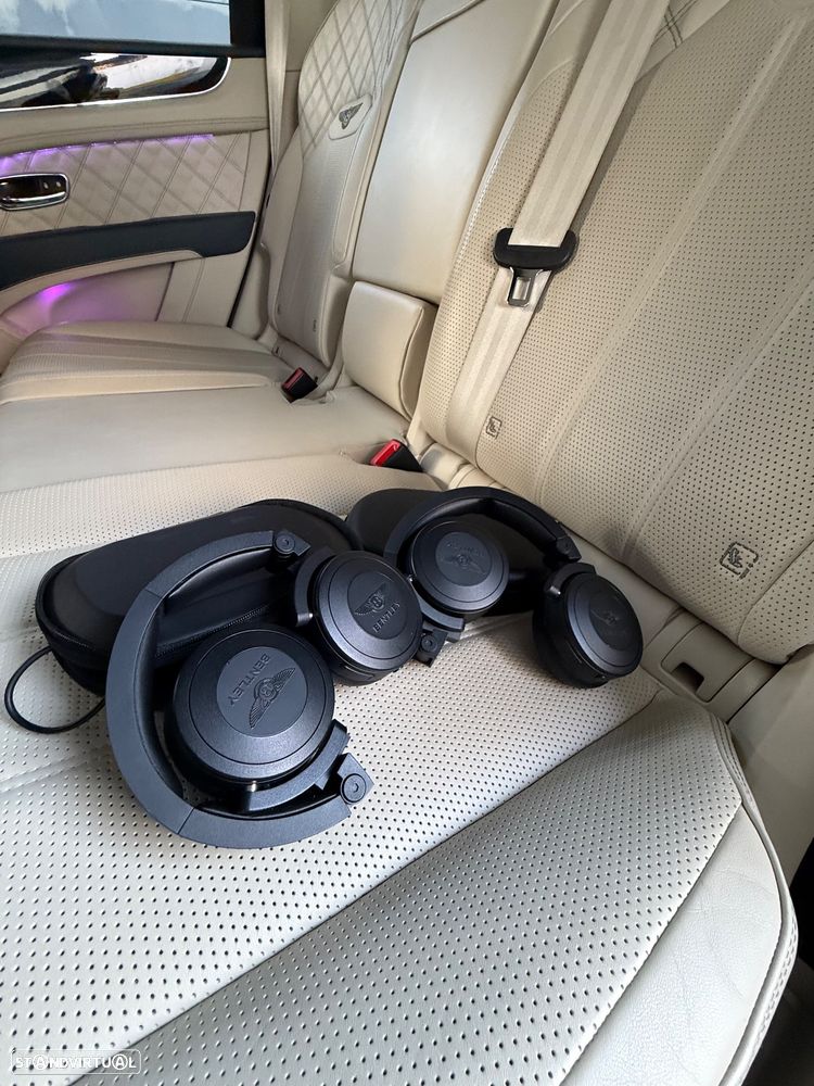 Bentley Bentayga V6 Hybrid - 15