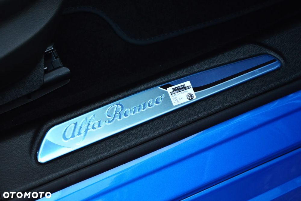 Alfa Romeo Giulia 2.0 Turbo Veloce TI Q4 - 18