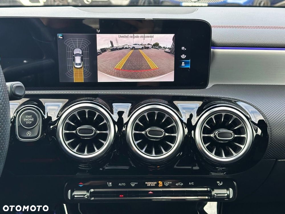 Mercedes-Benz CLA 180 AMG Line 7G-DCT - 10