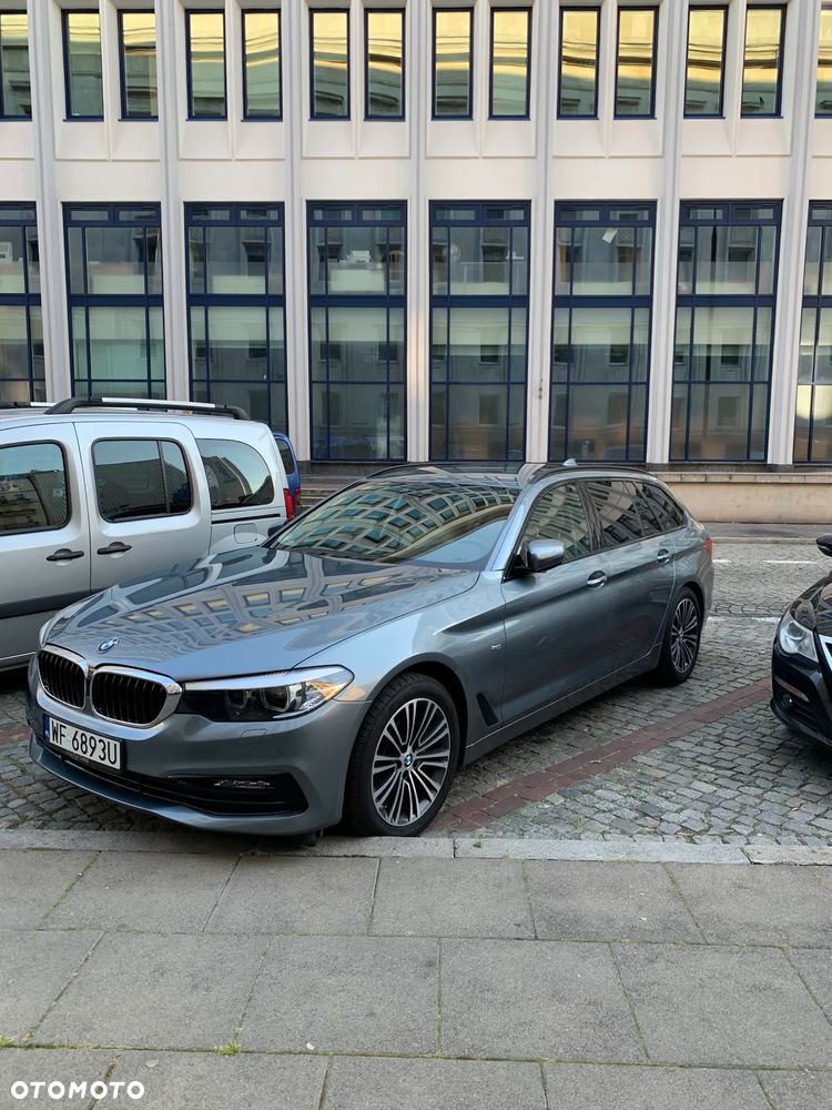 BMW Seria 5 520d xDrive Sport Line sport - 8