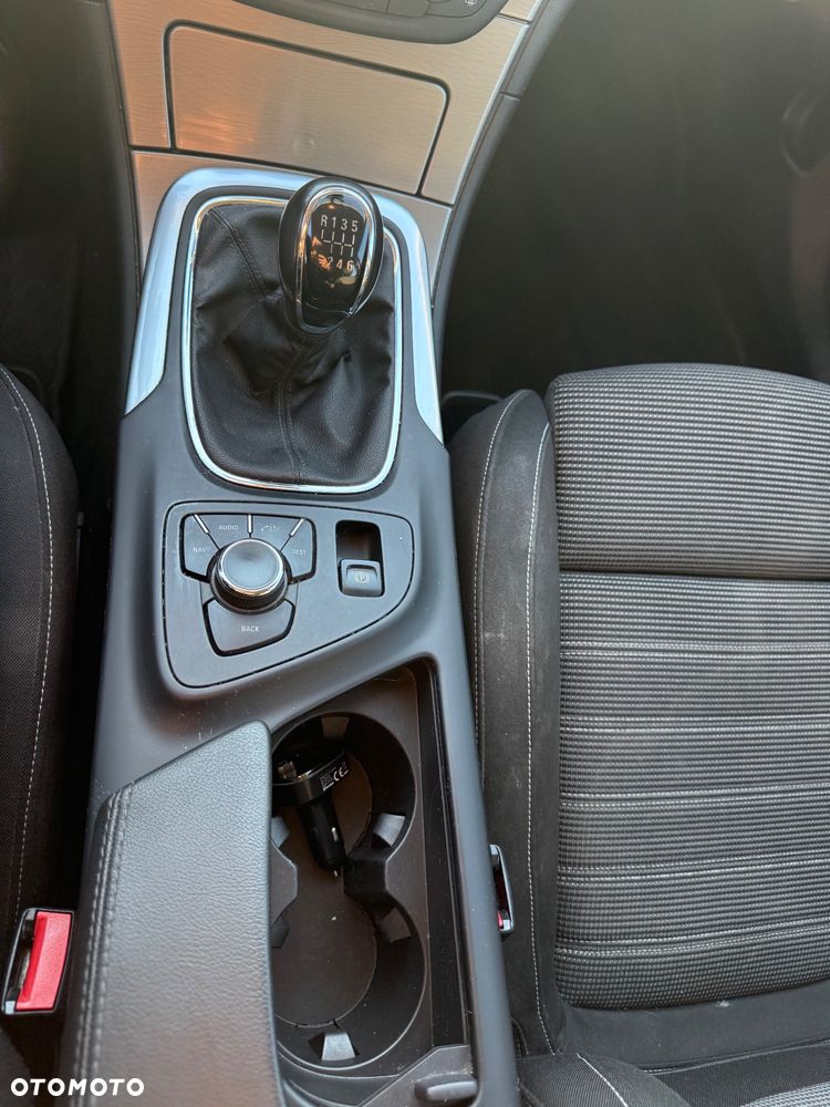 Opel Insignia 2.0 CDTI Sport - 10