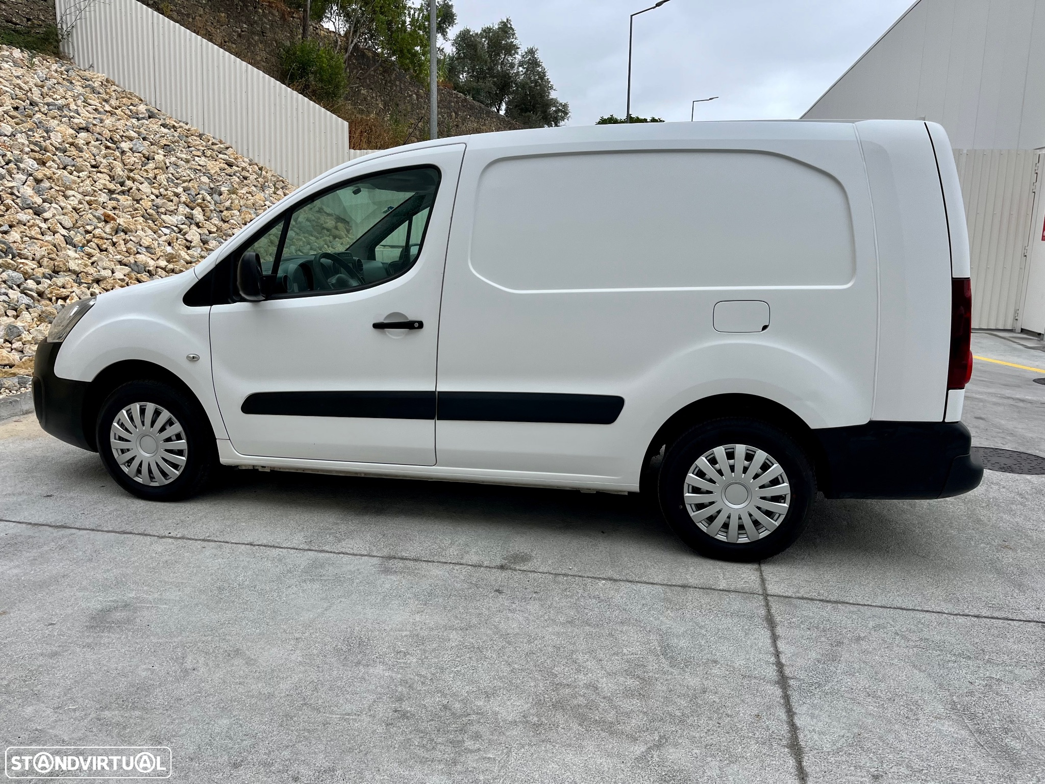 Peugeot Partner 1 6 HDI longa c/ iva dedutível - 30