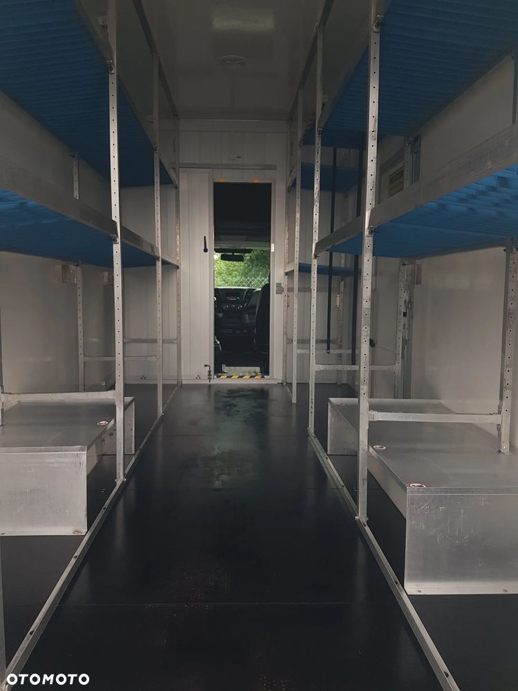 Iveco DAILY KONTENER NISKOPODŁOGOWY 4,44x2,23x2,42 SKLEP FOODTRUCK BAR KLIMA KONIOWÓZ KAMPER - 20