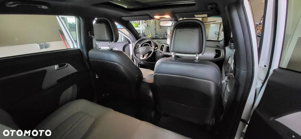Kia Sportage 2.0 CRDI XL AWD - 12