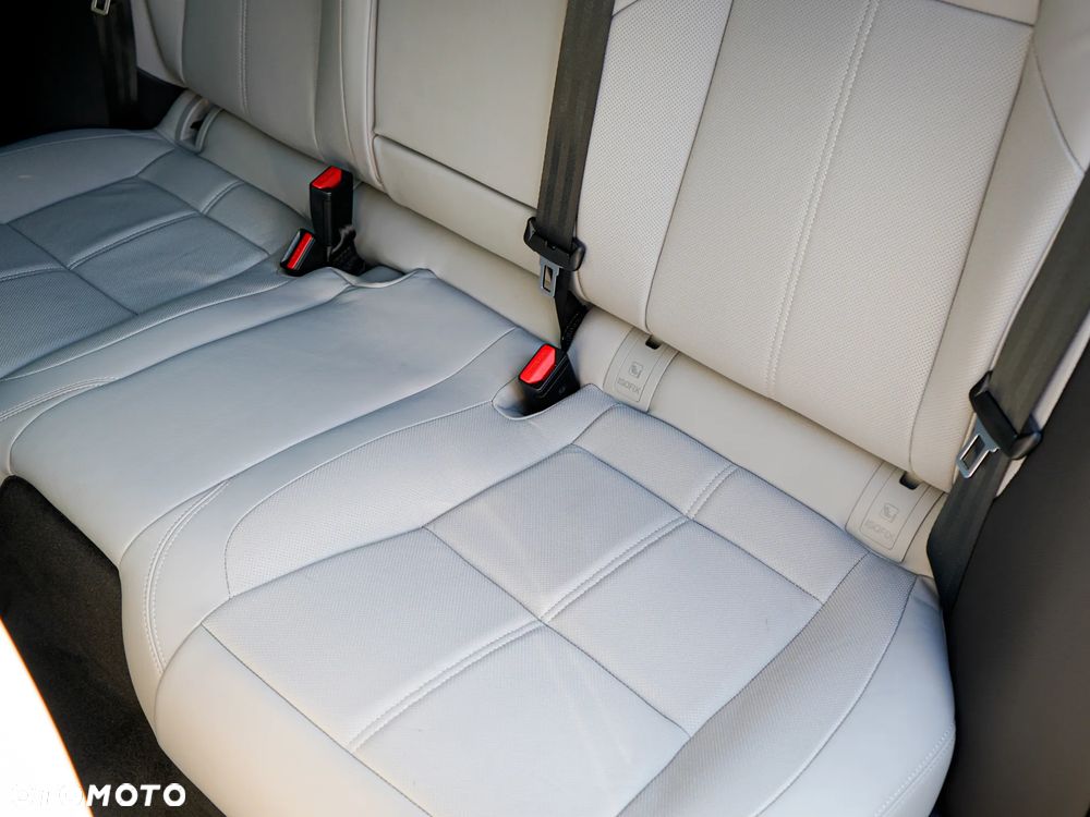 Land Rover Range Rover Velar - 24