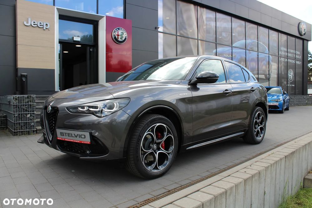 Alfa Romeo Stelvio 2.0 Turbo Veloce Q4 - 5