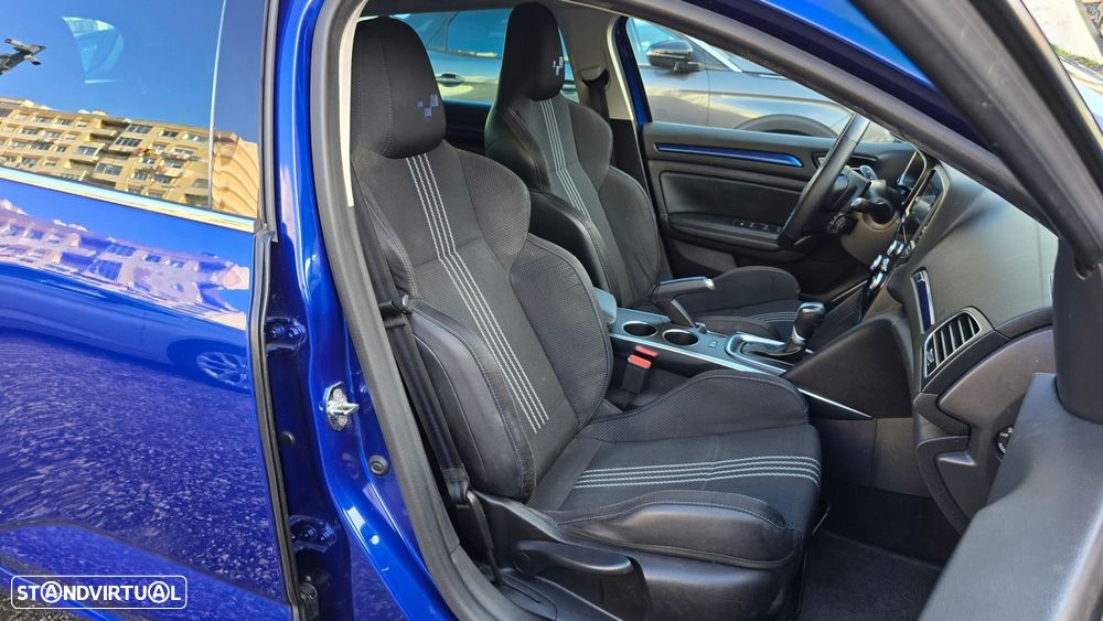 Renault Mégane Sport Tourer - 37