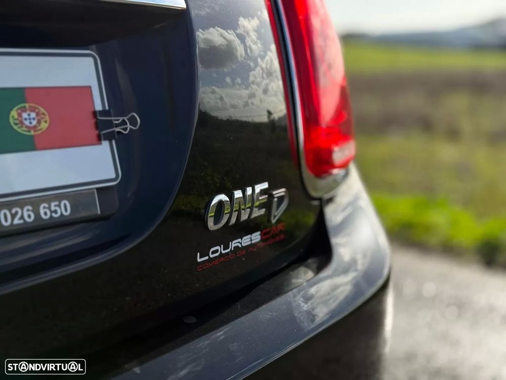 MINI 3 Portas One D - 23