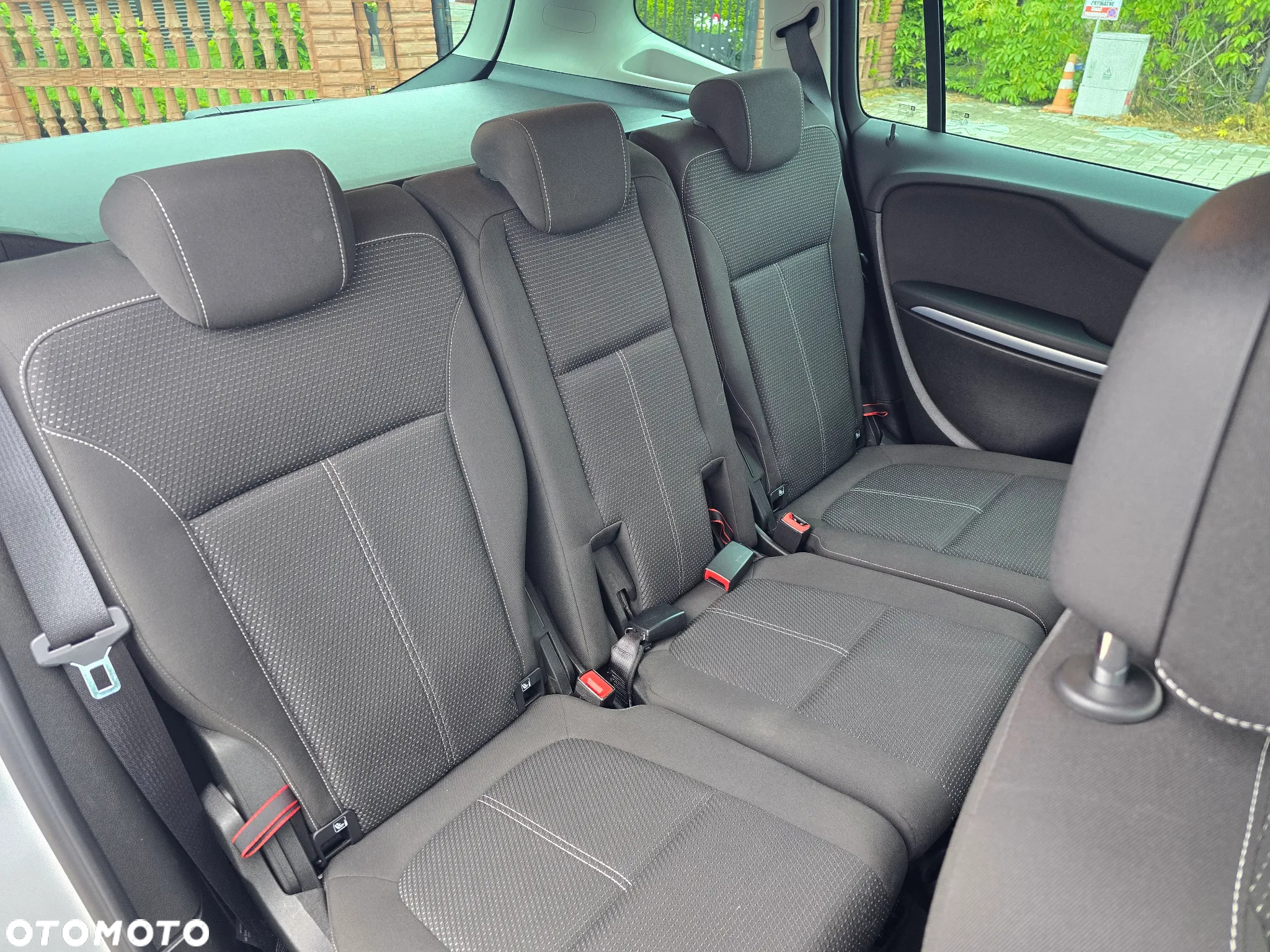 Opel Zafira - 14