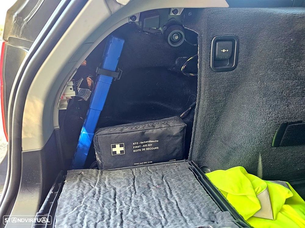 BMW 318 d DPF Edition Exclusive - 27