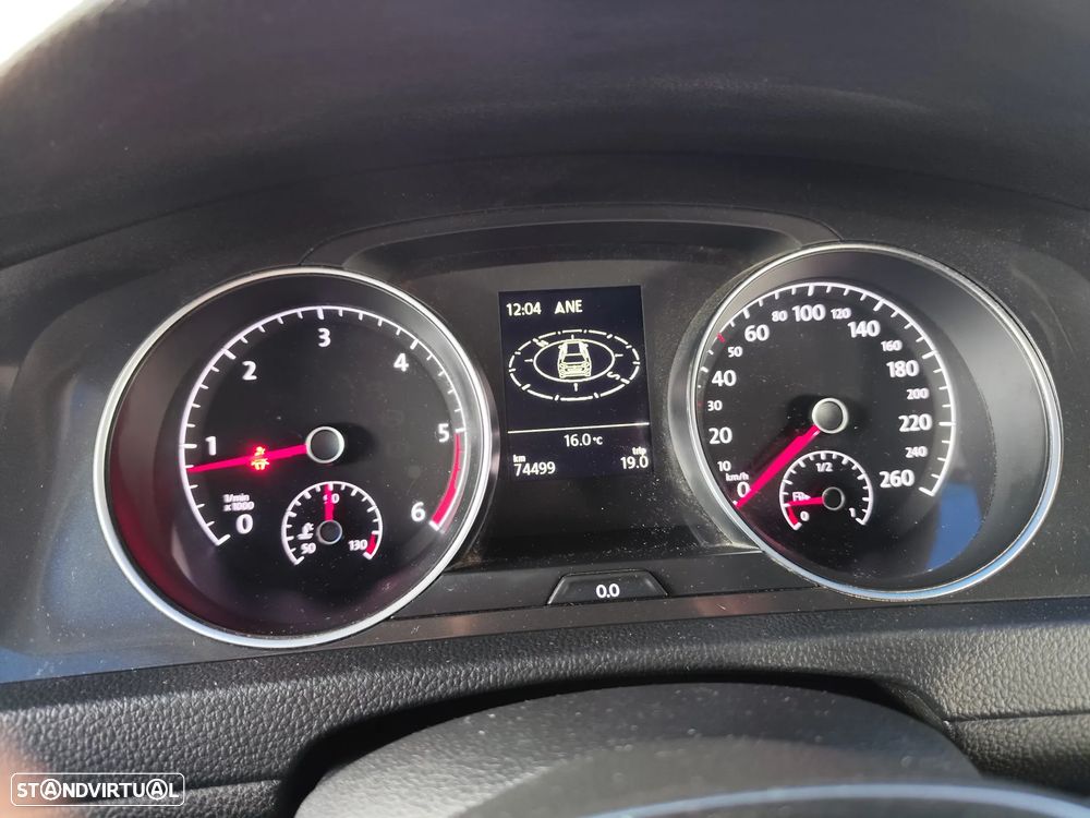 VW Golf Variant 1.6 TDi Confortline - 24