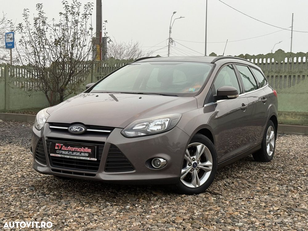 Ford Focus Turnier 1.0 EcoBoost Start-Stopp-System Titanium - 2