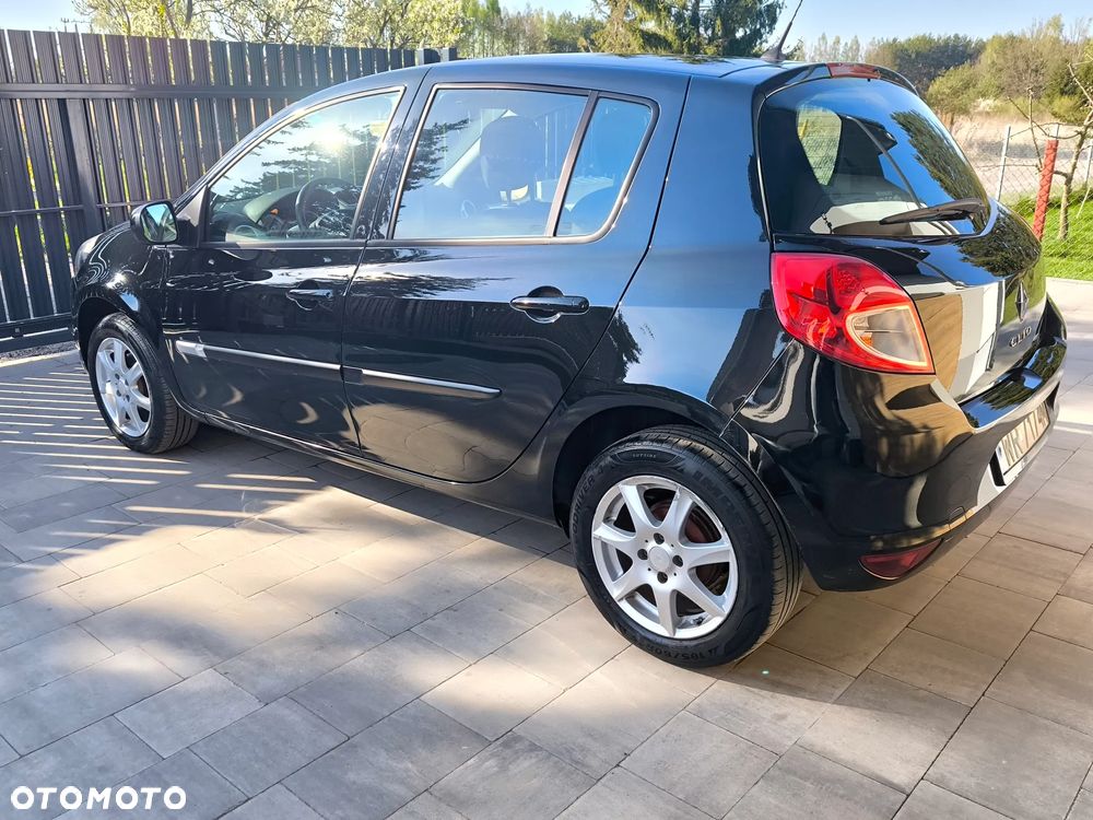 Renault Clio 1.2 16V Expression - 3