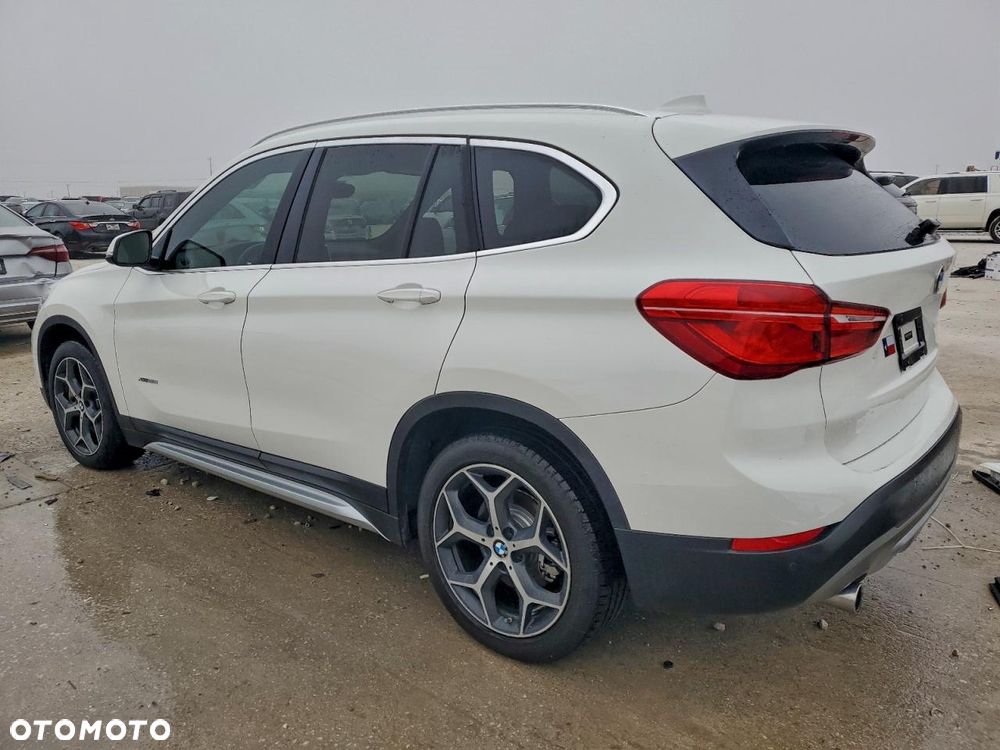 BMW X1 - 5