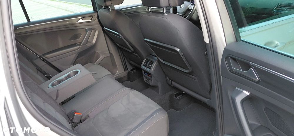 Volkswagen Tiguan 2.0 TSI 4Motion DSG OPF Highline - 17