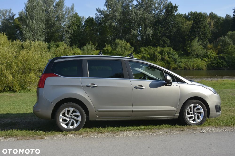 Peugeot 5008 1.6 HDi Active 7os - 1