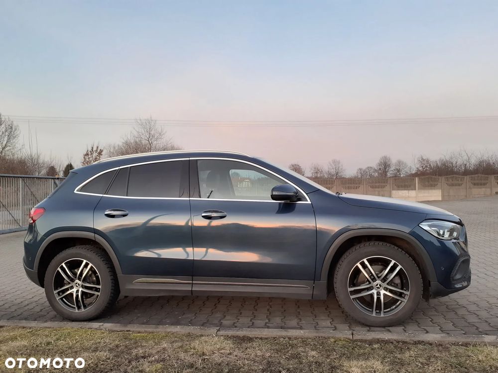 Mercedes-Benz GLA 200 Progressive - 13