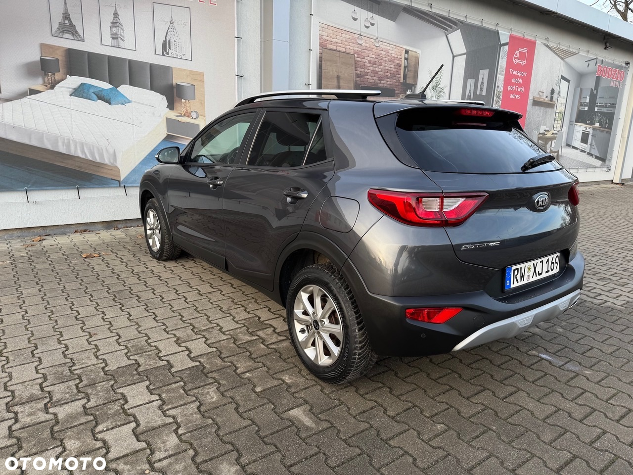 Kia Stonic - 6