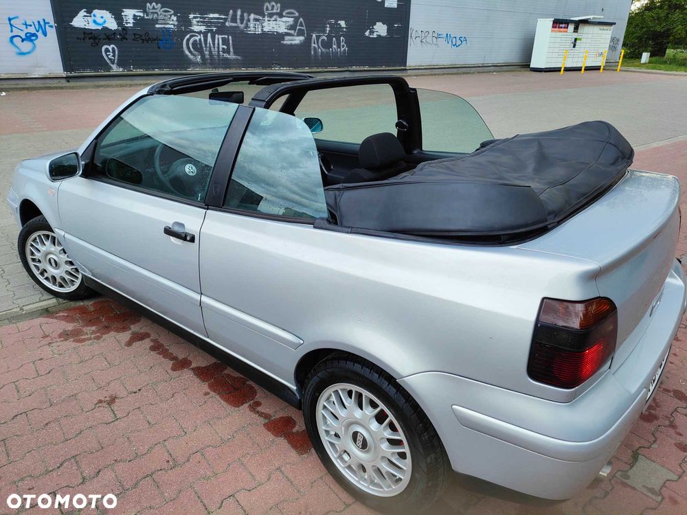 Volkswagen Golf Cabrio - 3
