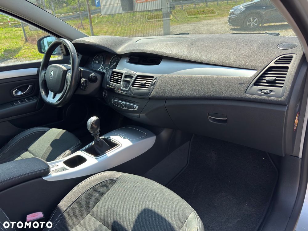Renault Laguna dCi 110 FAP Expression - 25