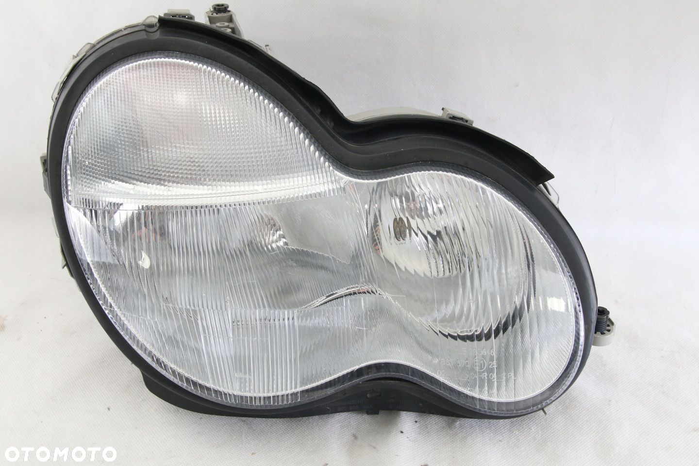 Reflektor Lampa Euro Mercedes C klasa 203 2000-04 - 1